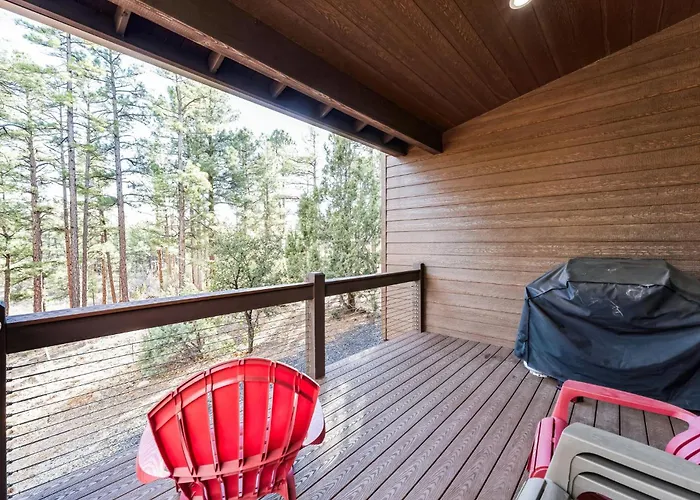 Holiday home Scenic Golf Retreat With Modern Comforts & Fireplace Townhouse